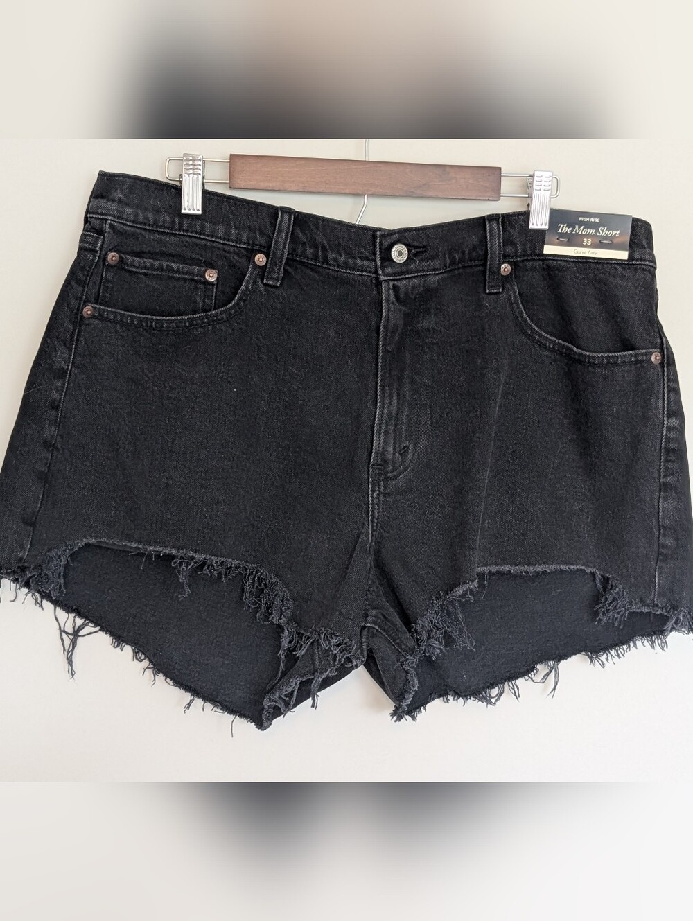 NWT Abercrombie & Fitch High Rise Mom Shorts Black Frayed Hem Curve Love Size 33